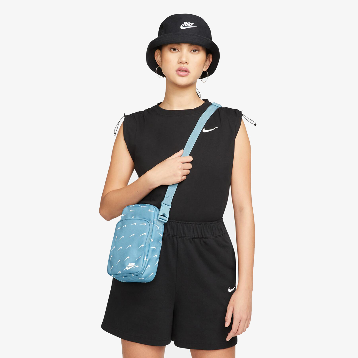 nike nk heritage crssbdy swoosh wv