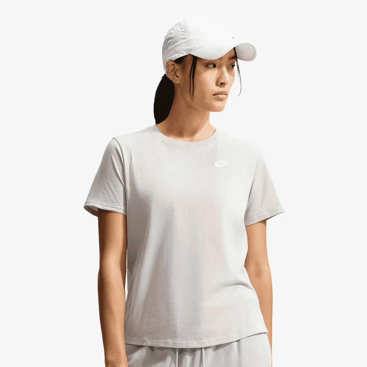NIKE Majica W NSW CLUB SS TEE