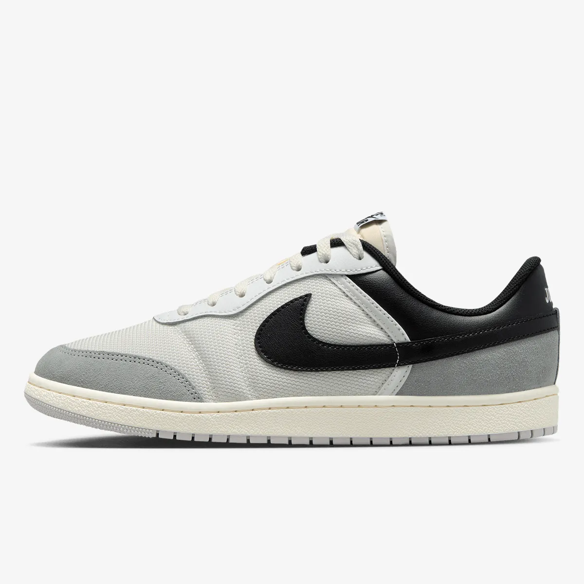 JORDAN Patike air skyline low M