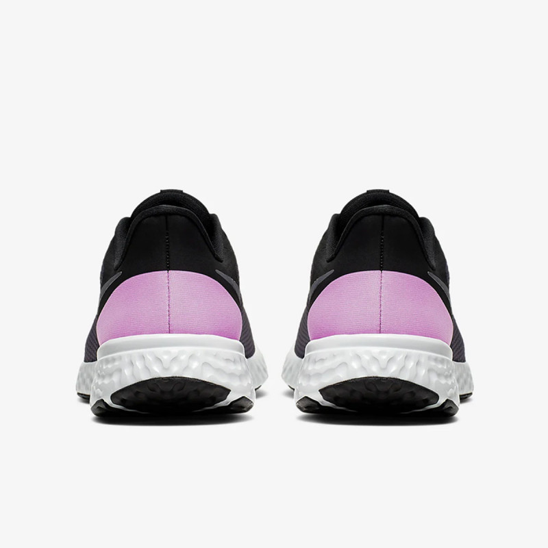 NIKE Patike WMNS NIKE REVOLUTION 5