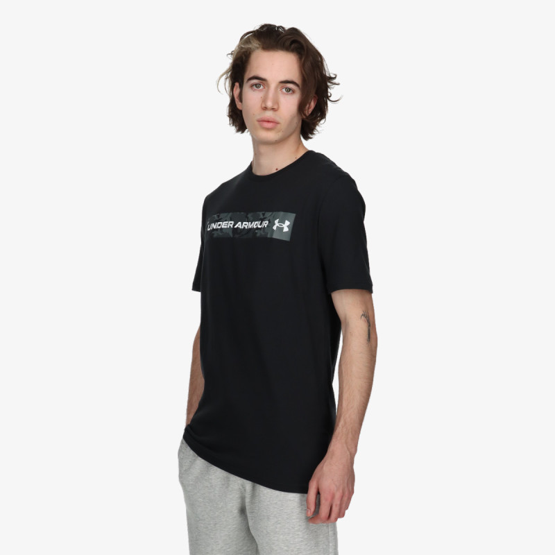 UNDER ARMOUR Majica CAMO CHEST STRIPE