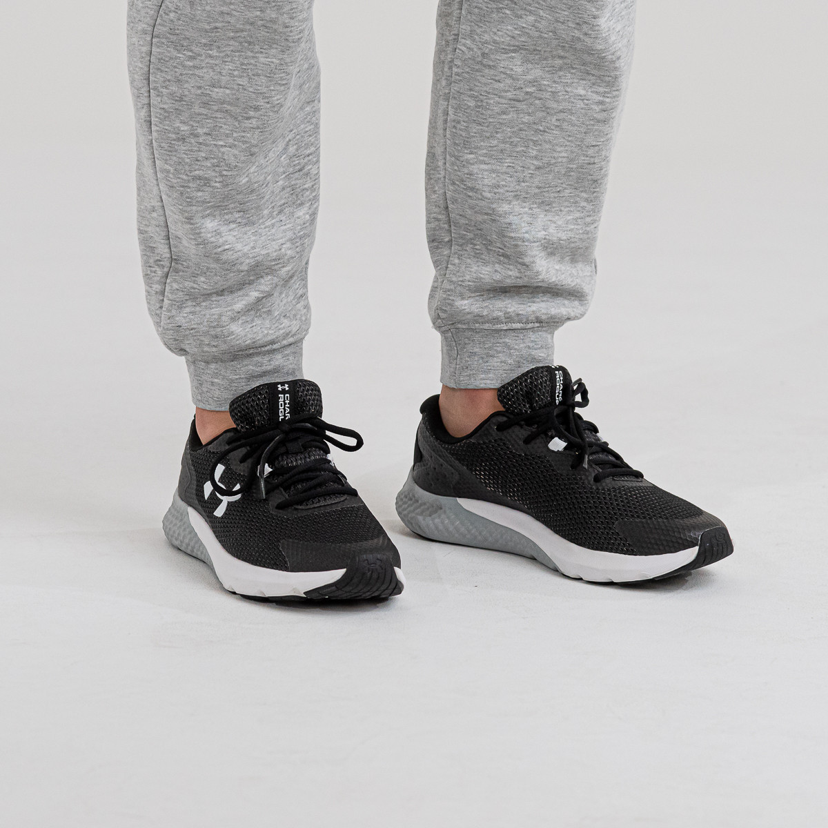 UNDER ARMOUR Patike Charged Rogue 3