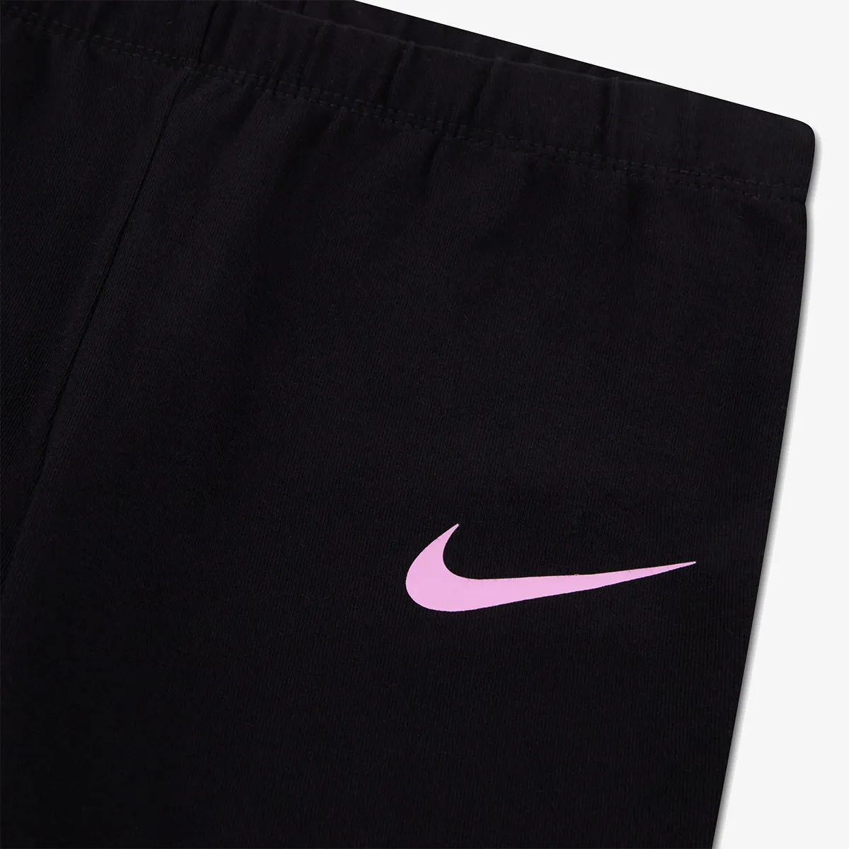 NIKE Set Move with Nature 