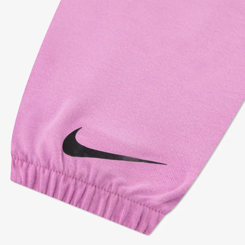 NIKE Set Move with Nature 