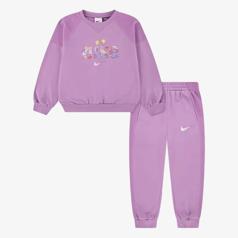 NIKE Kačket Bow Back Club 