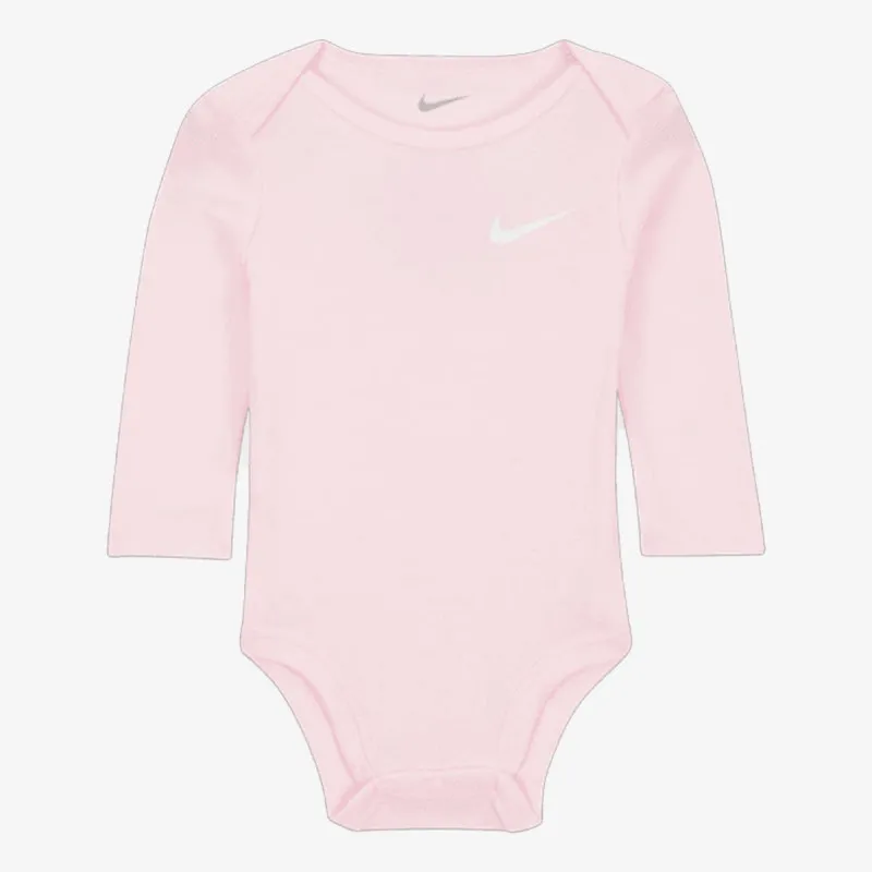 NIKE Set Essentials 