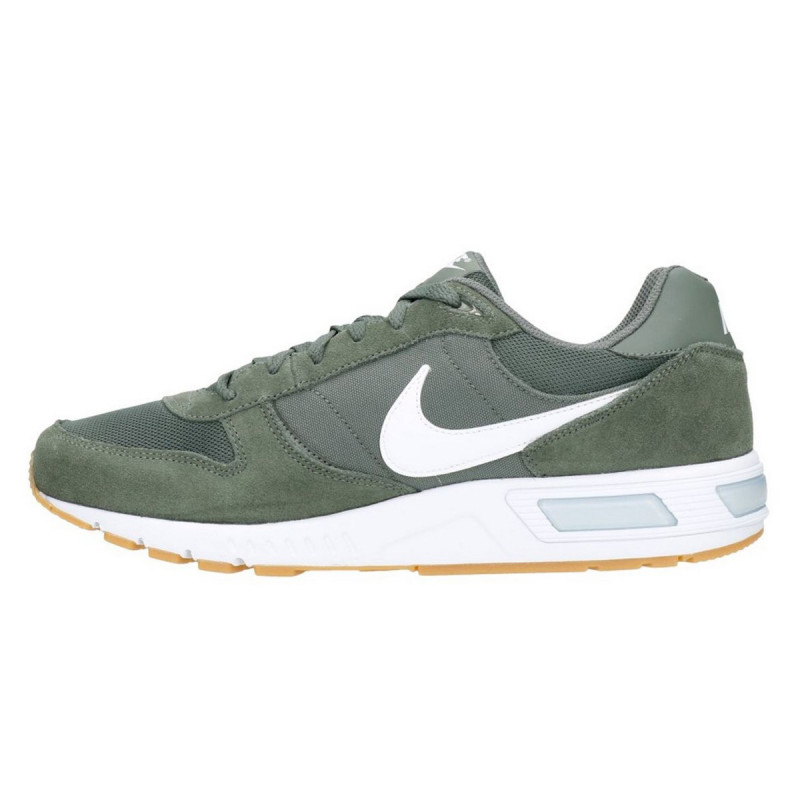 Nike top nightgazer cena