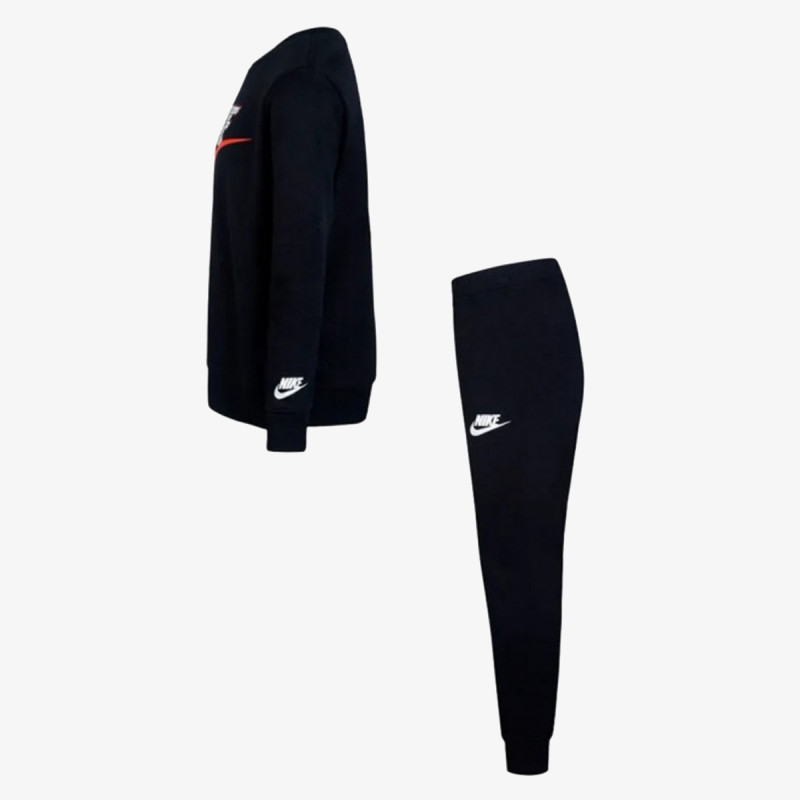 NIKE Trenerka