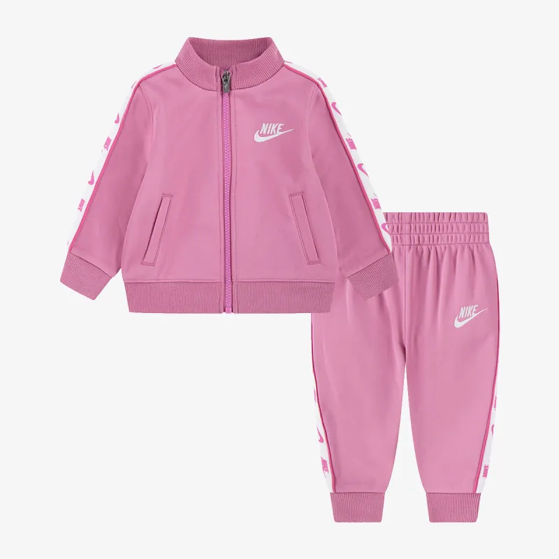 NIKE Trenerka Logo