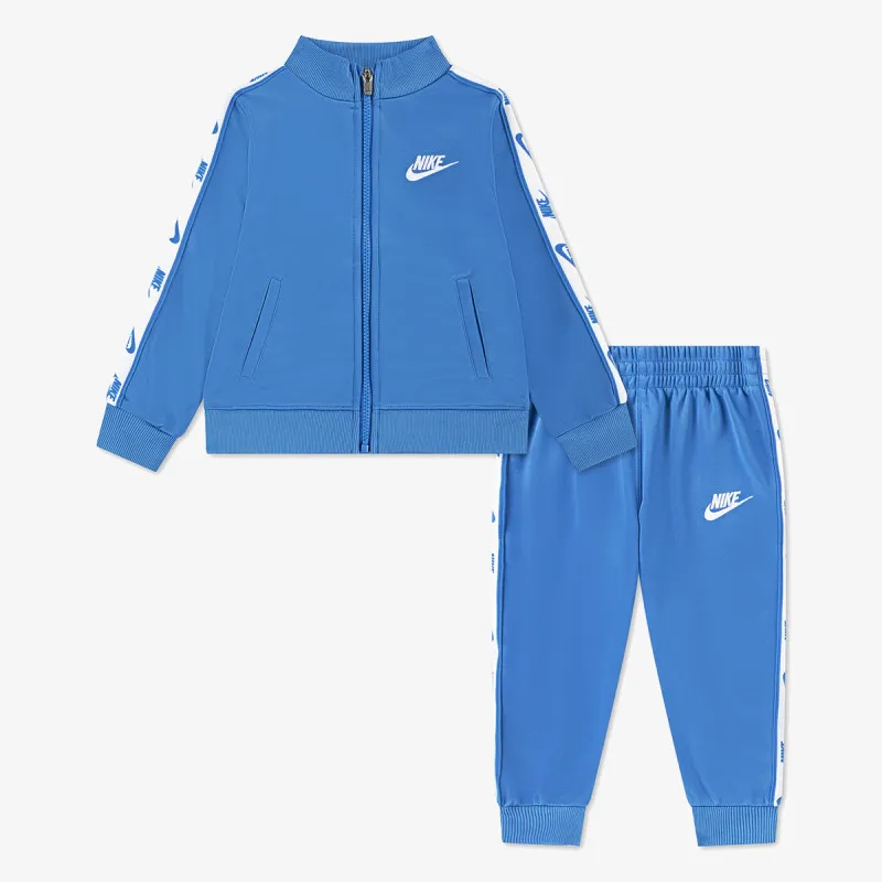 NIKE Trenerka Logo