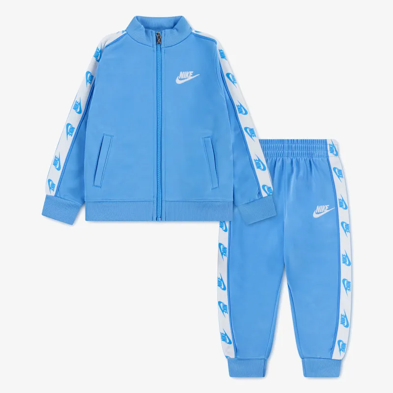 NIKE Trenerka NKN FULL ZIP SET WITH LOGO TAP 