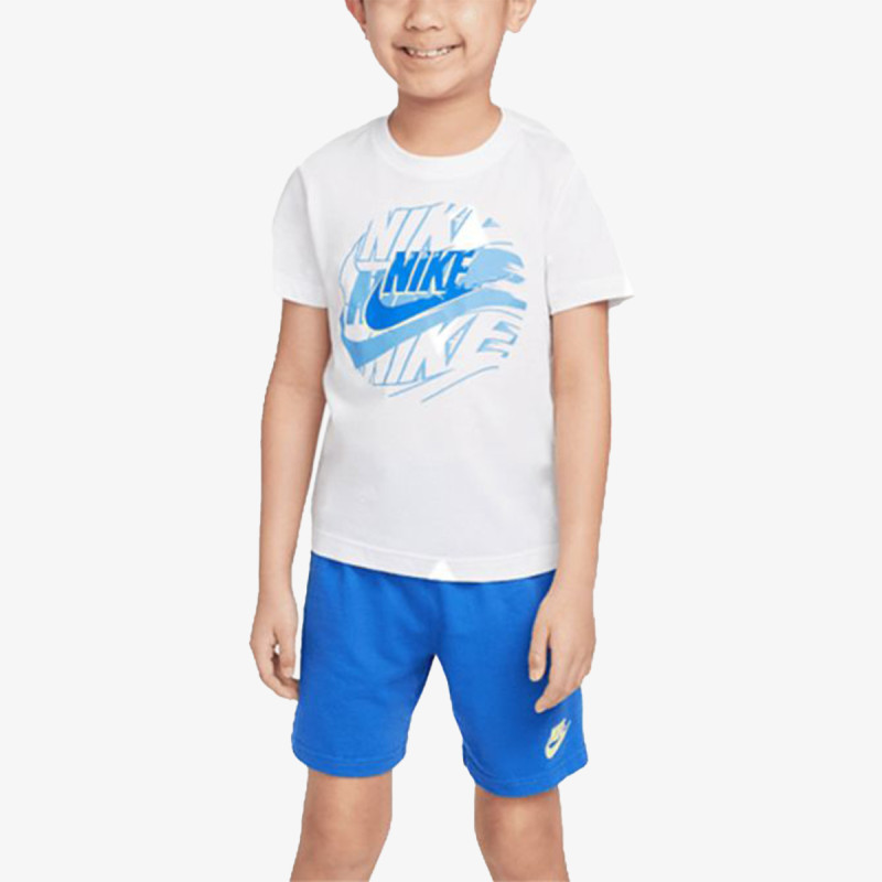 NIKE Set On The Move