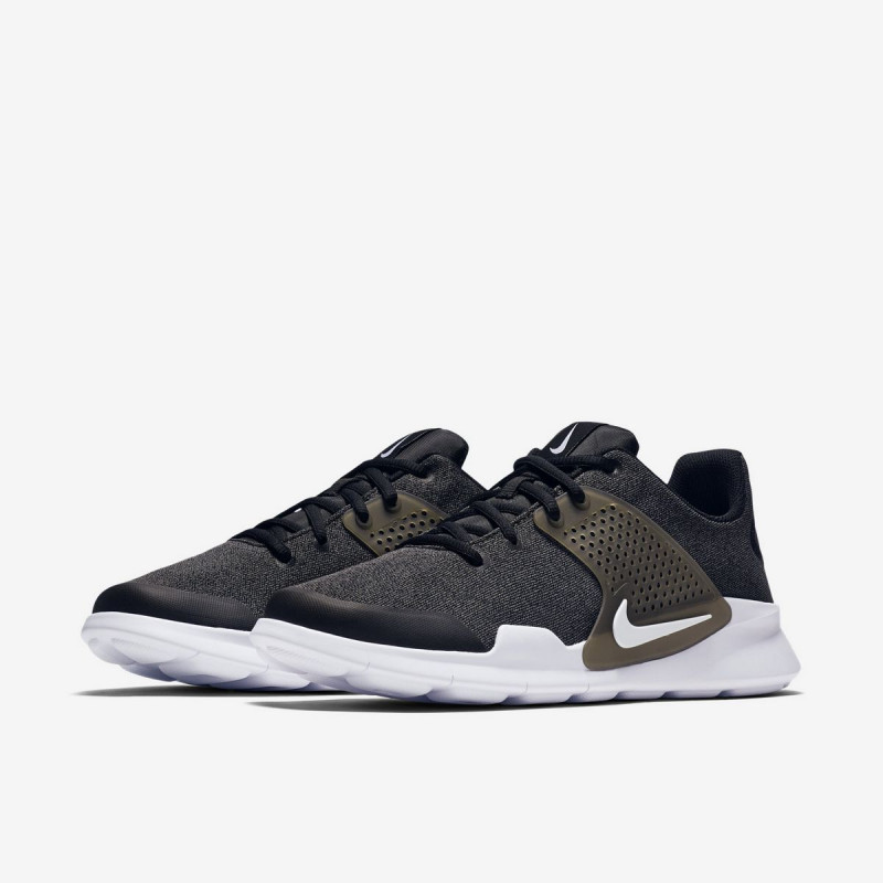 Nike arrowz cena new arrivals
