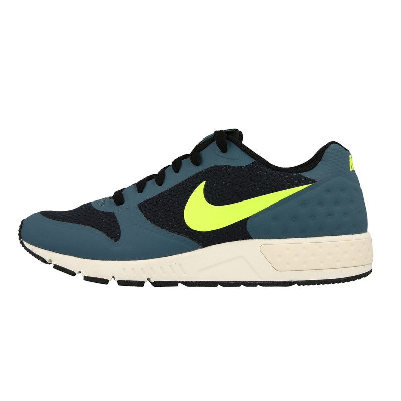 NIKE Patike NIKE NIGHTGAZER LW SE Extra Sports Online Shop