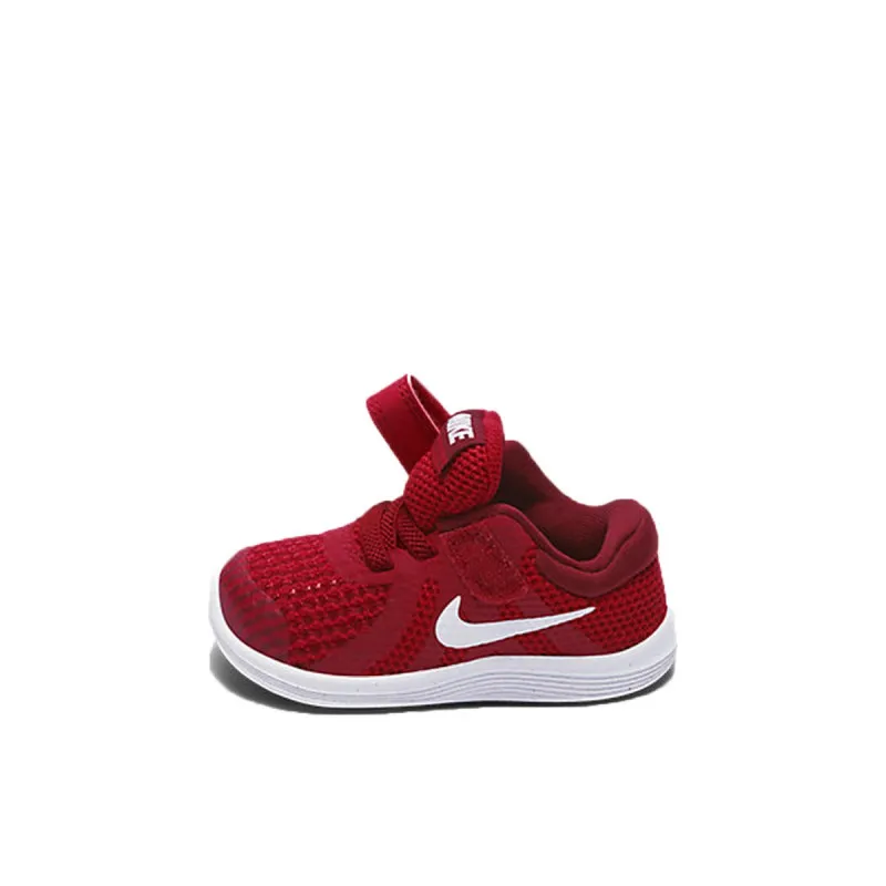Intersport nike 2025 revolution 4