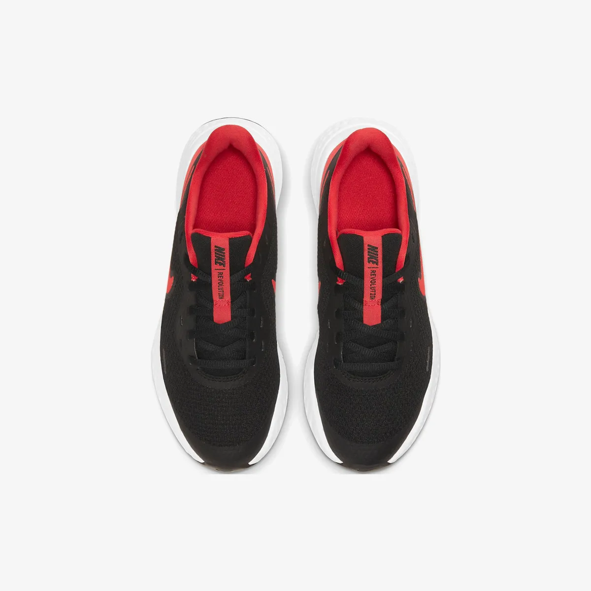 NIKE Patike REVOLUTION 5