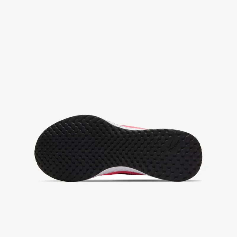 NIKE Patike REVOLUTION 5 