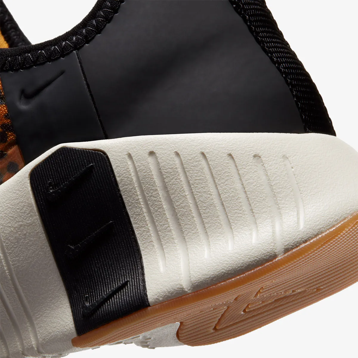 NIKE Patike WMNS NIKE FREE METCON 3