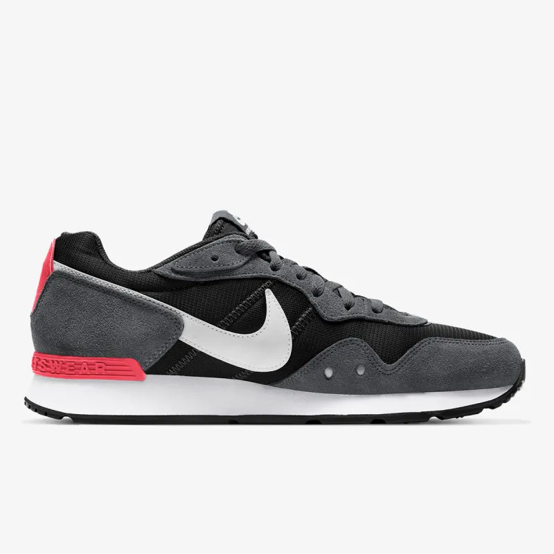 NIKE Patike Venture Runner 