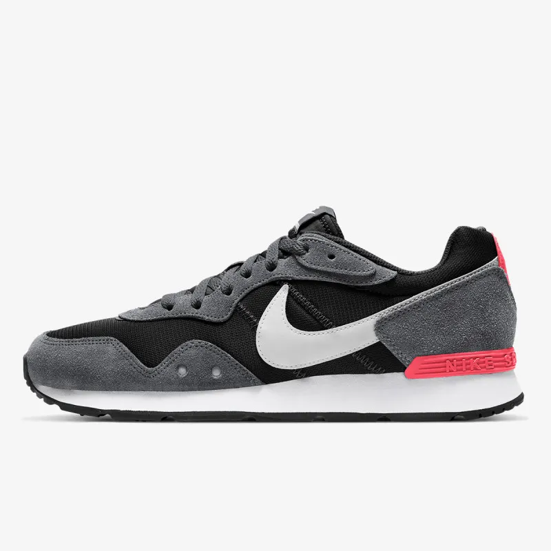 NIKE Patike Venture Runner 
