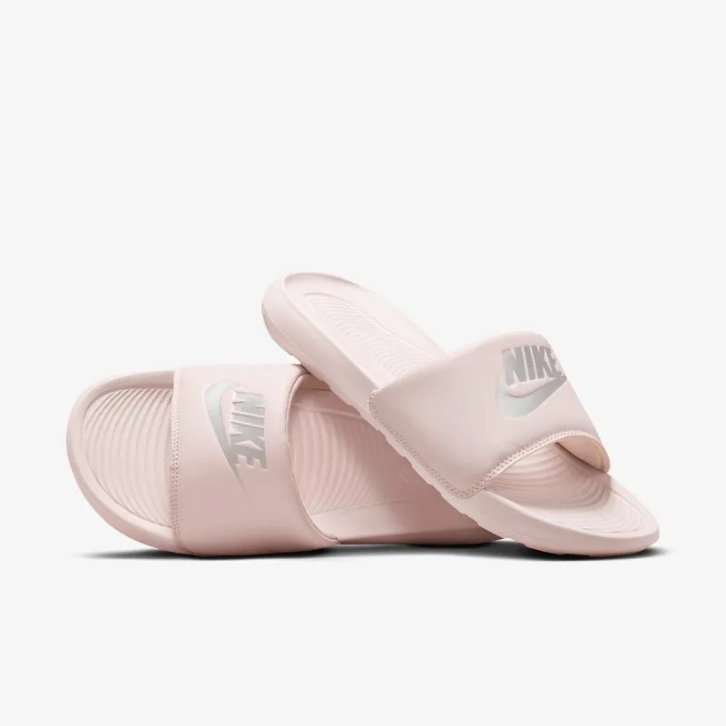 NIKE Papuče VICTORI ONE SLIDE 