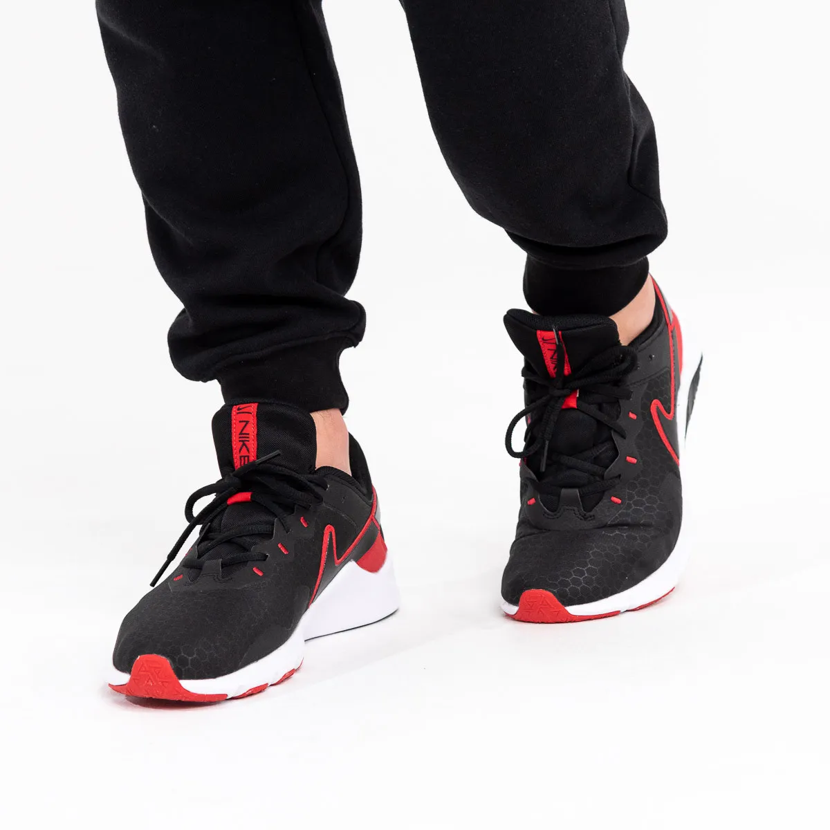 NIKE Patike Legend Essential 2 