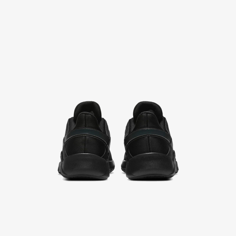 NIKE Patike Legend Essential 2