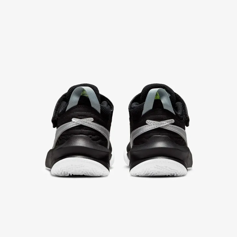 NIKE Patike Team Hustle D 10