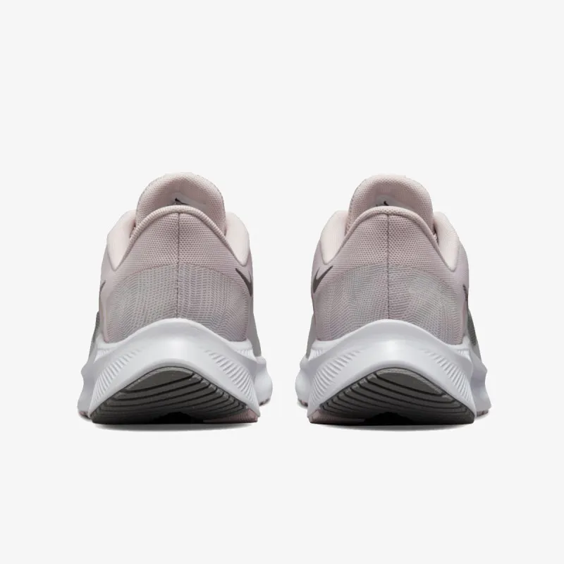 NIKE Patike Quest 4 Premium