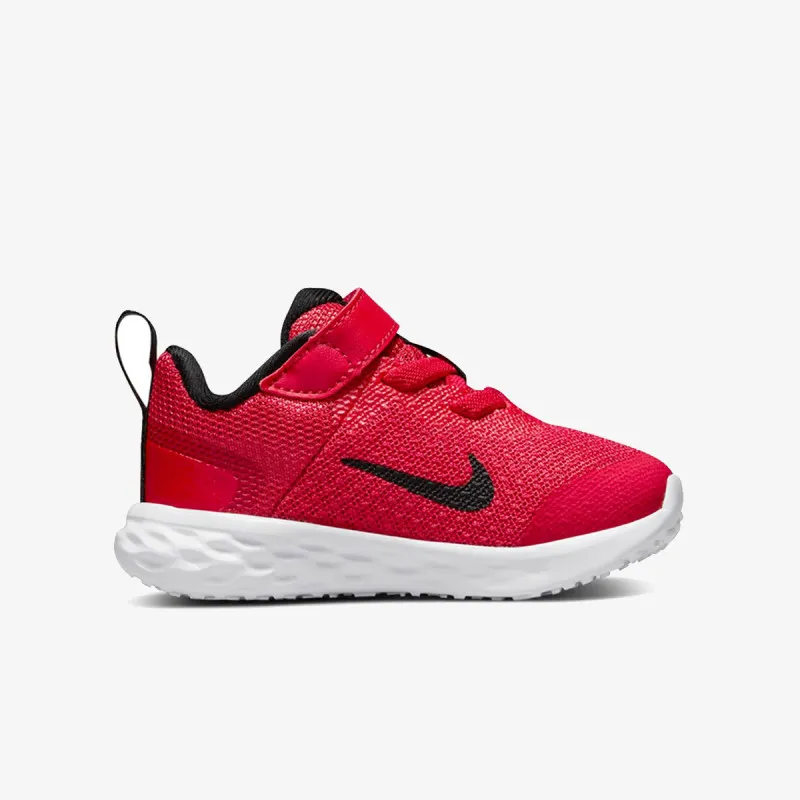 NIKE Patike Revolution 6