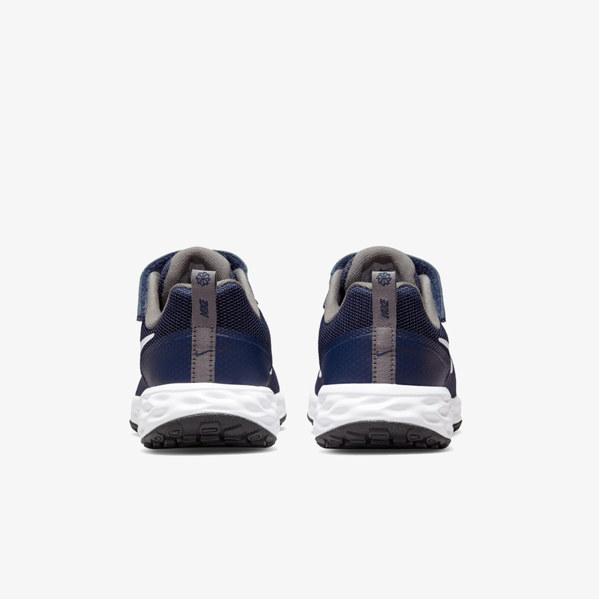 NIKE Patike Revolution 6