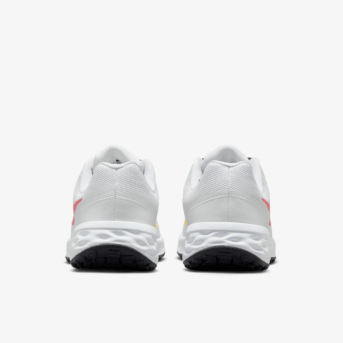 NIKE Patike Revolution 6