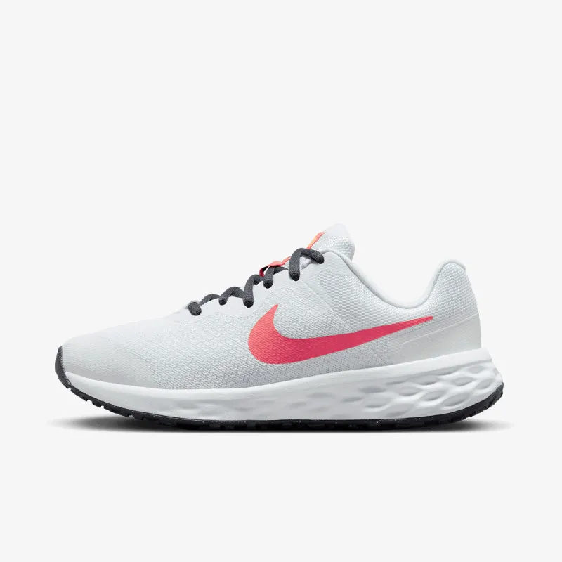 NIKE Patike Revolution 6