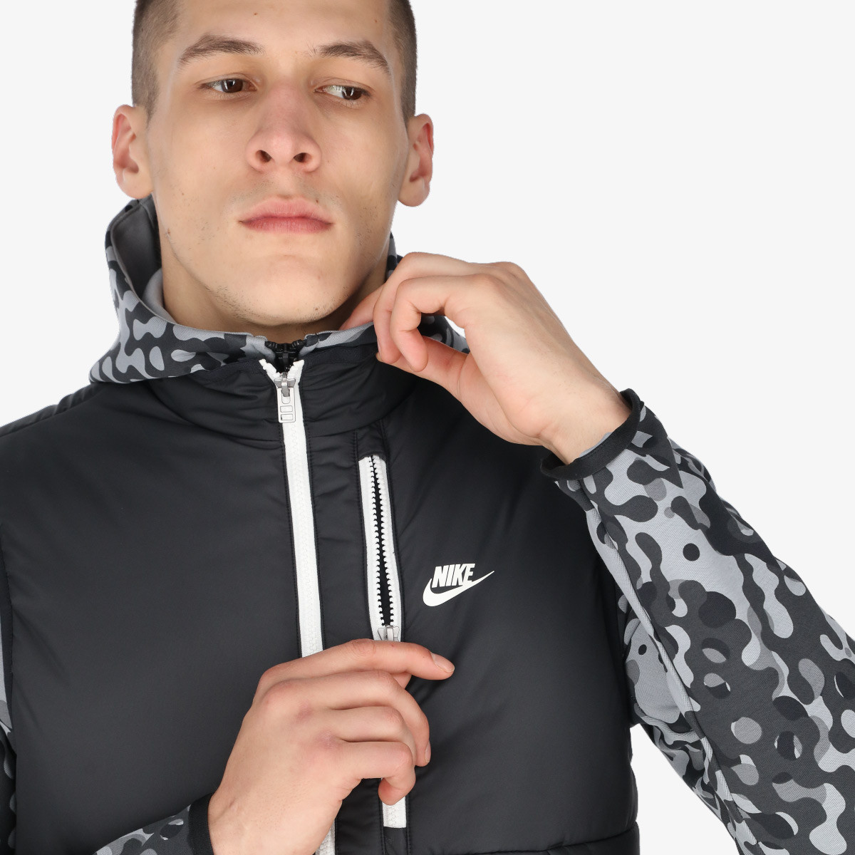 NIKE Prsluk Sportswear Therma-FIT Legacy