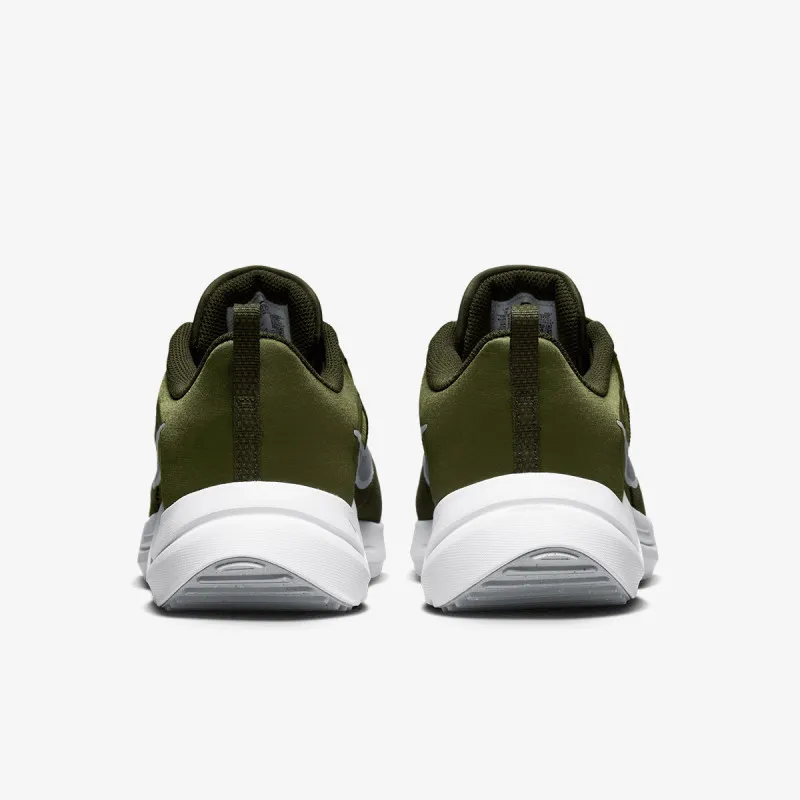 NIKE Patike Downshifter 12
