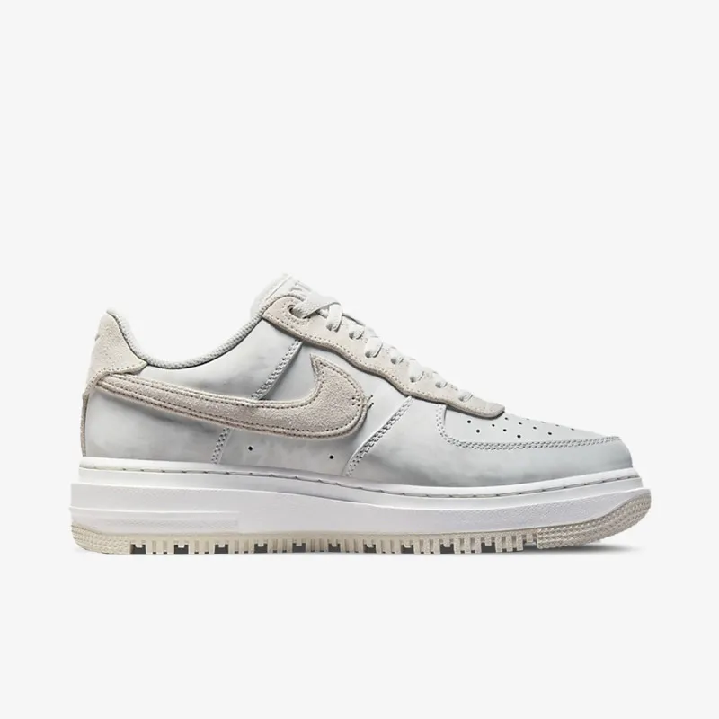 NIKE Patike Air Force 1 Luxe