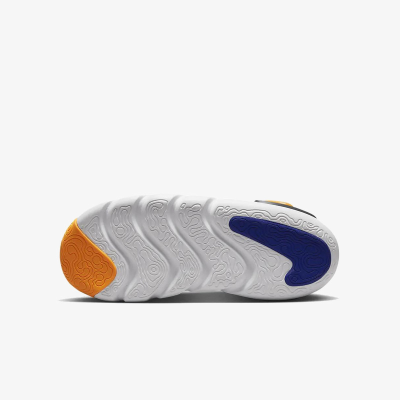 NIKE Patike Dynamo Go