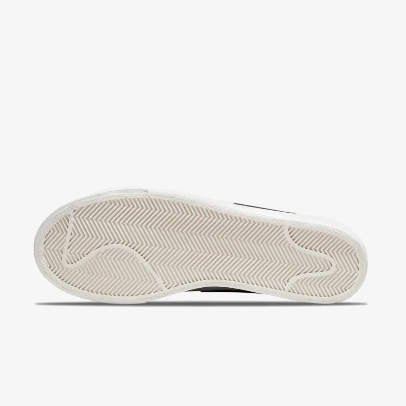 NIKE Patike Blazer Low Platform