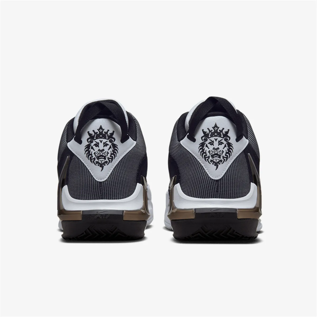 NIKE Patike LeBron Witness 7