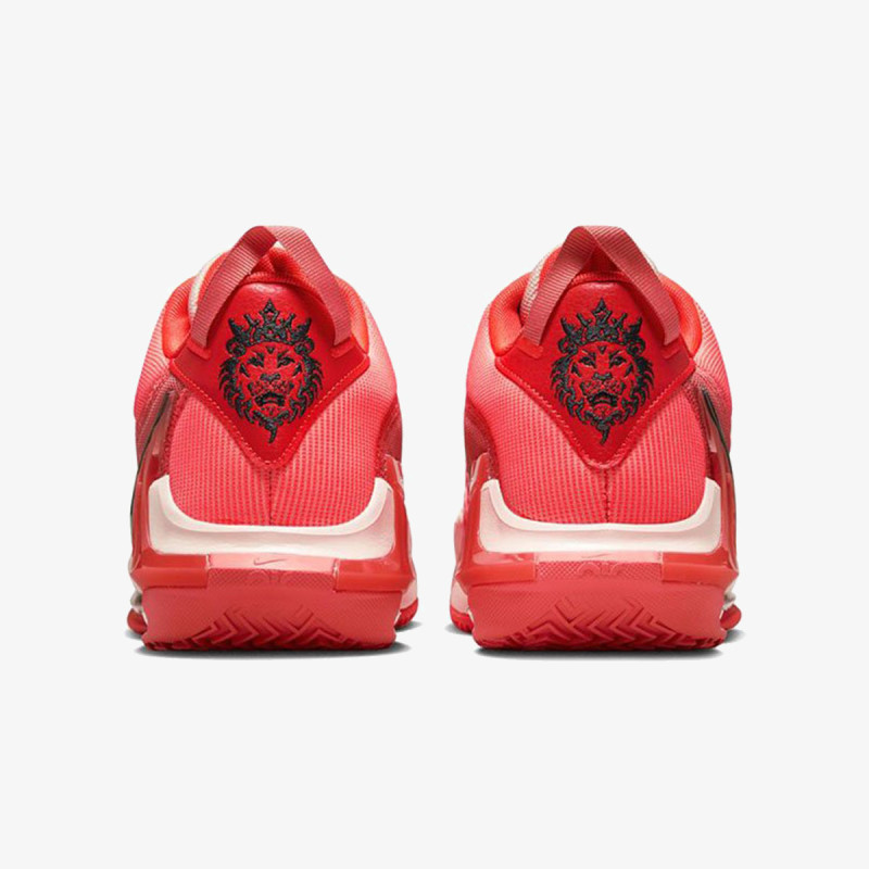 NIKE Patike LeBron Witness 7