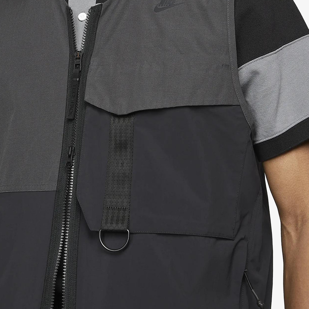 NIKE Prsluk Sportswear