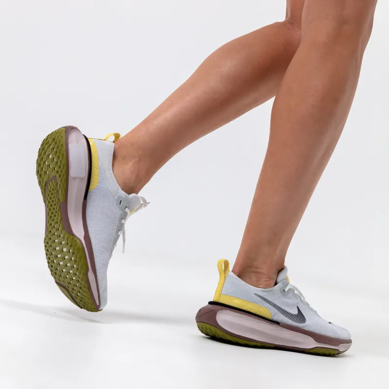 NIKE Patike WMNS ZOOMX INVINCIBLE RUN FK 3