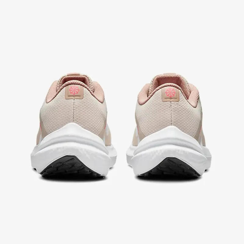 NIKE Patike Nike Winflo 10