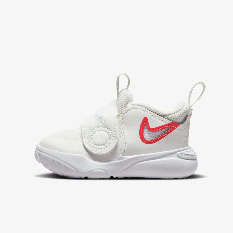 NIKE Patike Team Hustle D 11