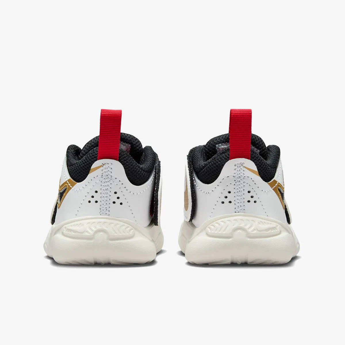 NIKE Patike Team Hustle D 11