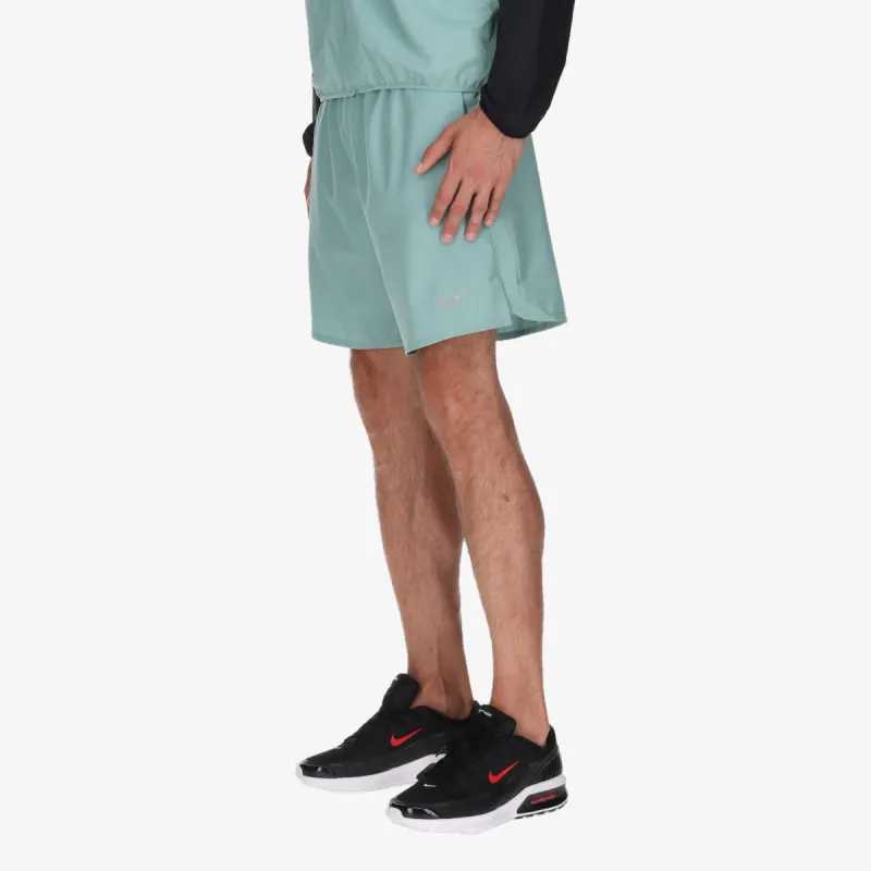 NIKE Šorc Challenger 