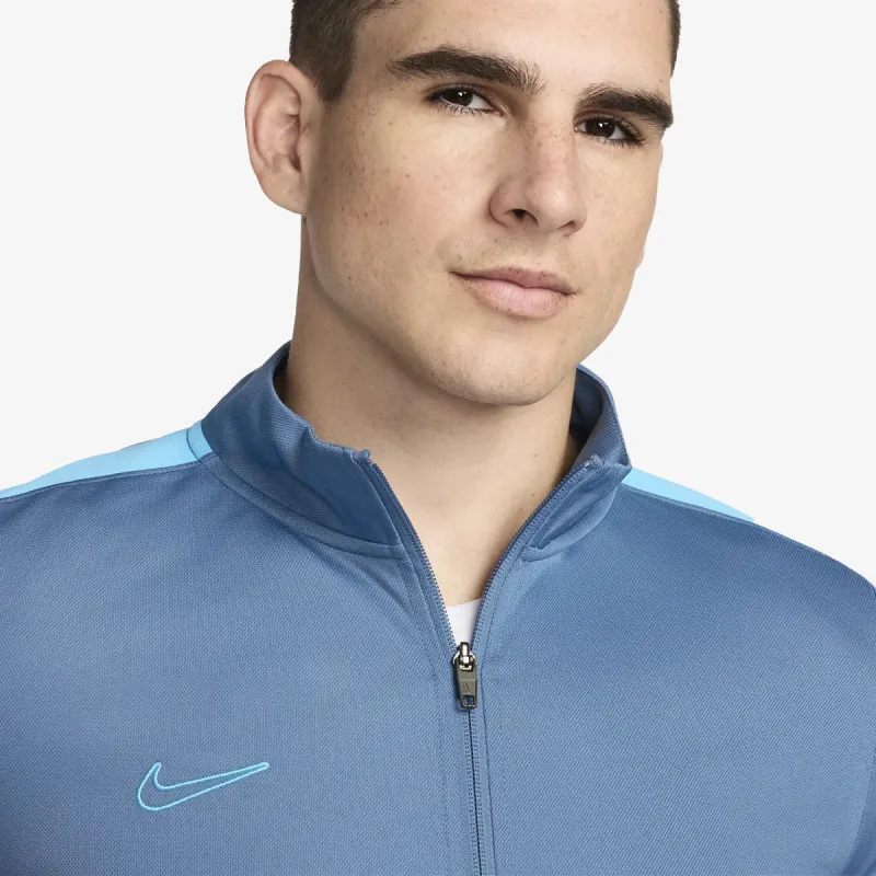 NIKE Trenerka Academy 23