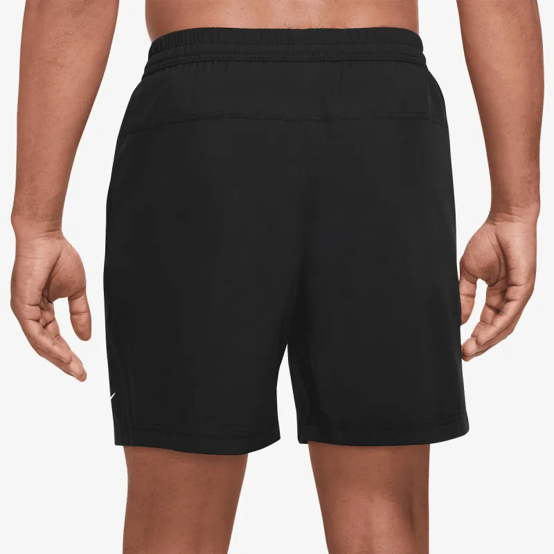 NIKE Šorc Form