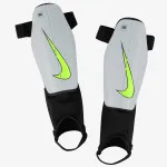 NIKE Kostobran Charge 