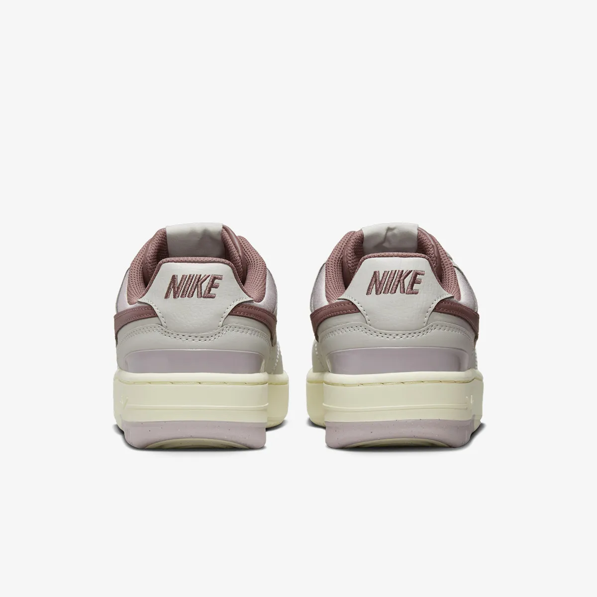 NIKE Patike NIKE GAMMA FORCE